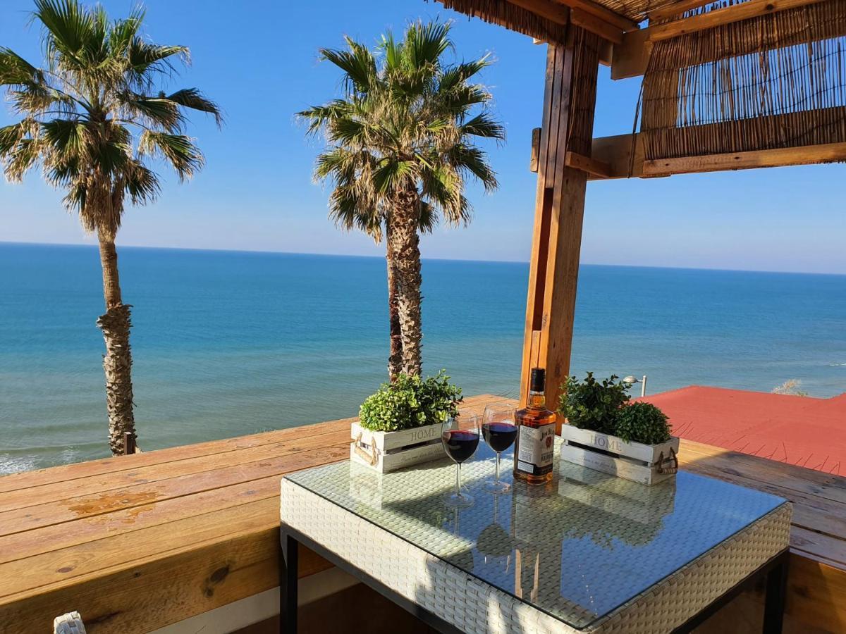Magic On The Sea-Suites With A Private Jacuzzi And A Private Sea View ネタニア エクステリア 写真