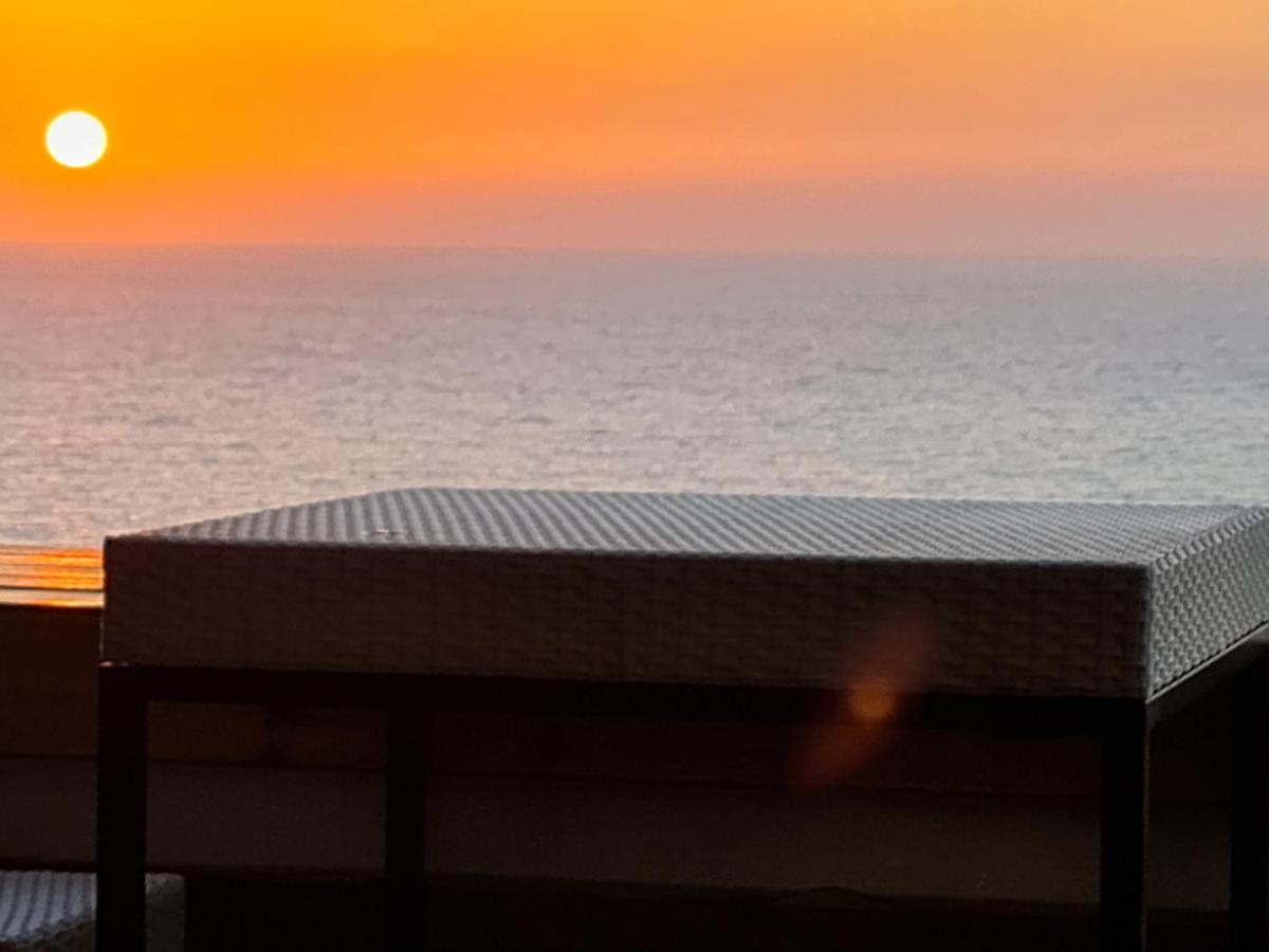 Magic On The Sea-Suites With A Private Jacuzzi And A Private Sea View ネタニア エクステリア 写真
