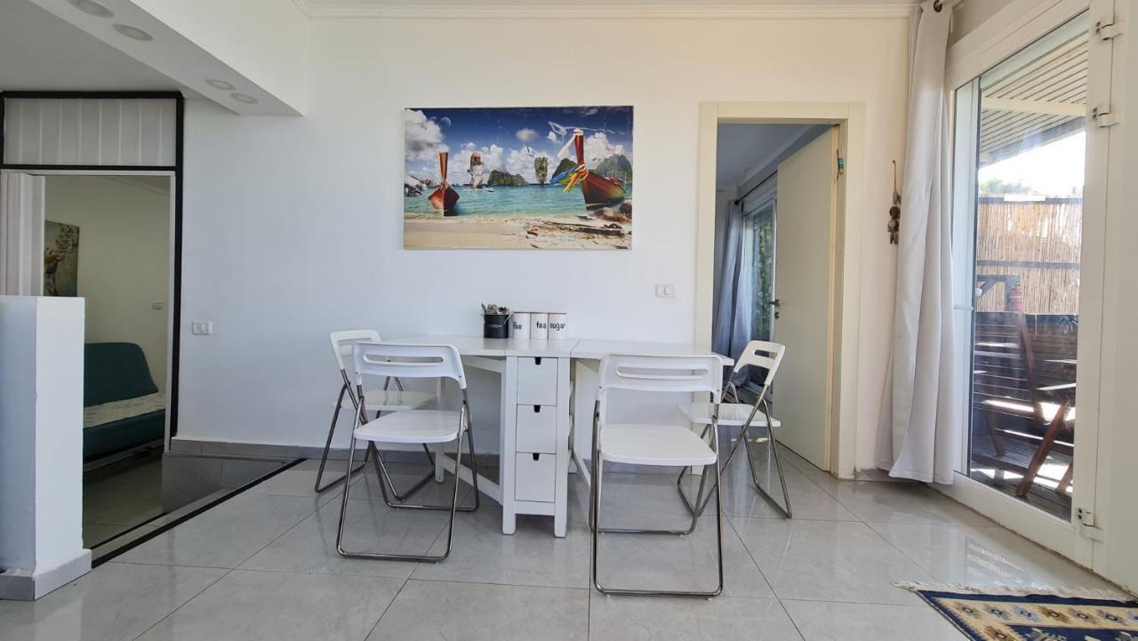 Magic On The Sea-Suites With A Private Jacuzzi And A Private Sea View ネタニア エクステリア 写真