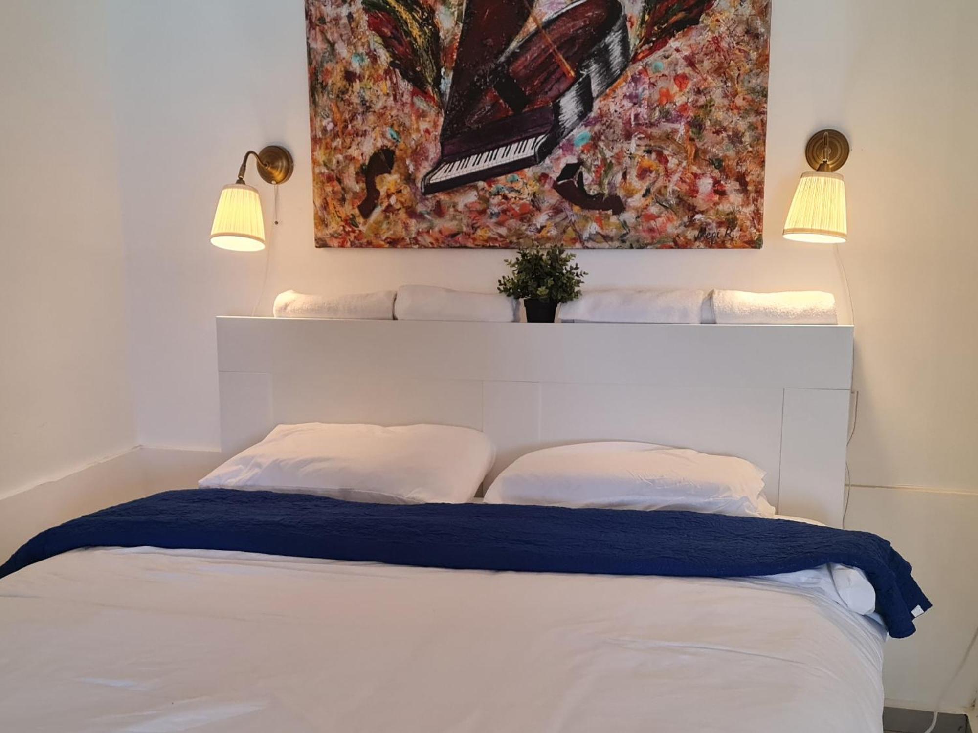 Magic On The Sea-Suites With A Private Jacuzzi And A Private Sea View ネタニア 部屋 写真